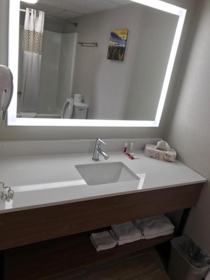 Days Inn By Wyndham Vineland Esterno foto