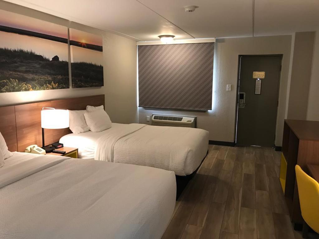 Days Inn By Wyndham Vineland Esterno foto