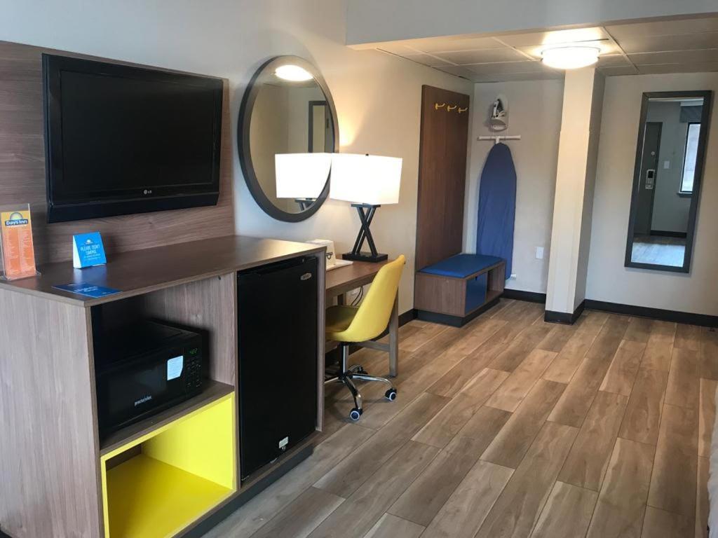 Days Inn By Wyndham Vineland Esterno foto