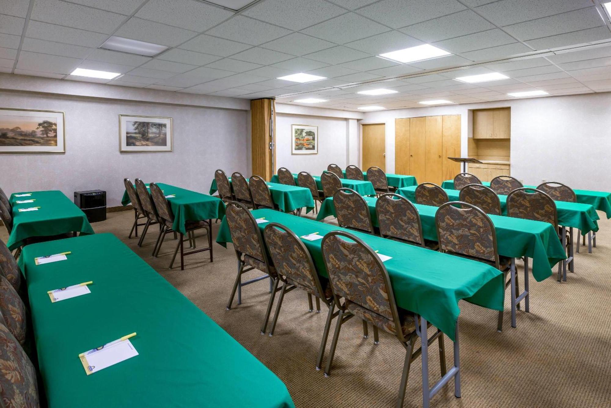 Days Inn By Wyndham Vineland Esterno foto