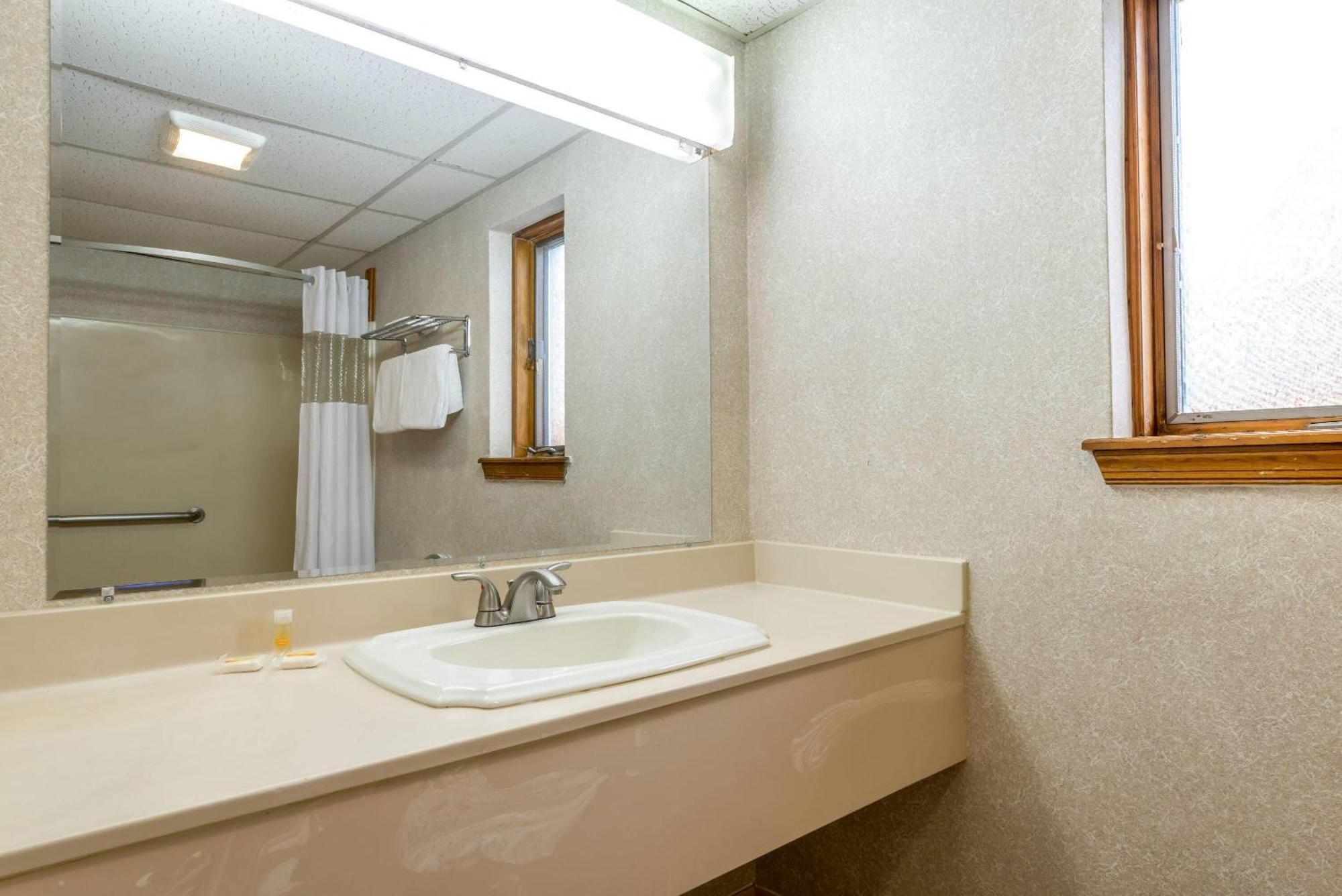 Days Inn By Wyndham Vineland Esterno foto